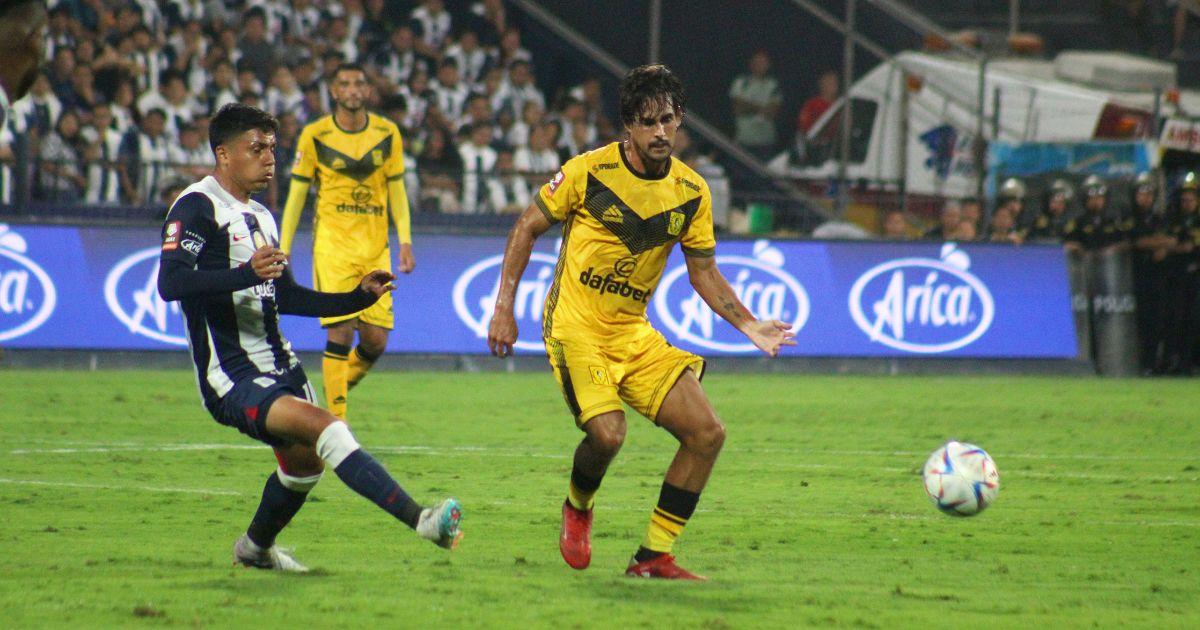 (VIDEO / FOTOS) Alianza venció por 3-0 a Cantolao y manda en la cima