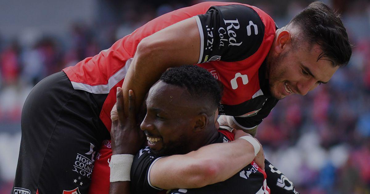 Sin los peruanos, Atlas goleó a Pachuca