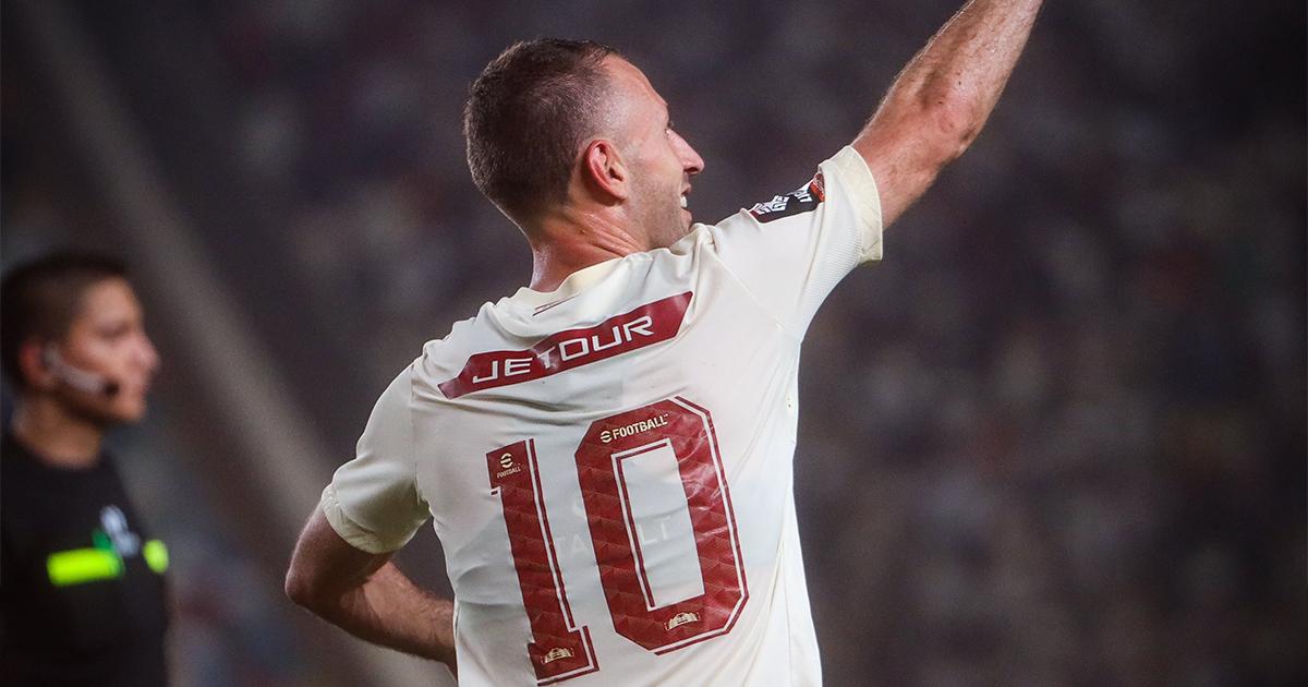 Calcaterra: "Seguimos en la pelea por el campeonato"