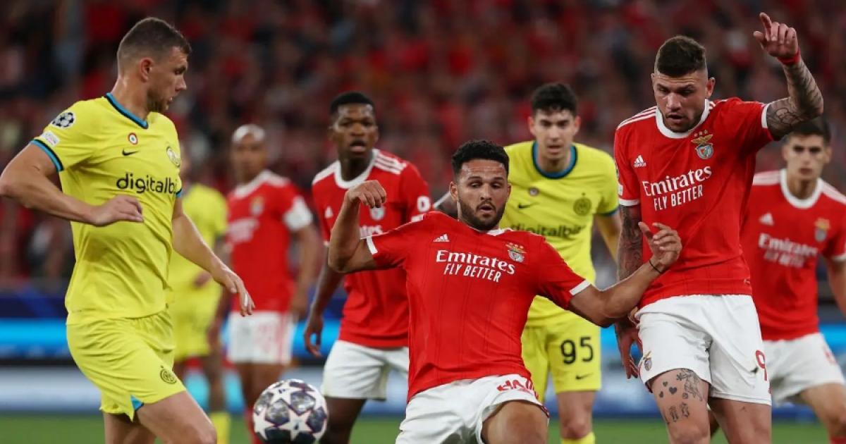 Inter de Milán superó por 2-0 en su visita a Benfica por la ida de la Champions League