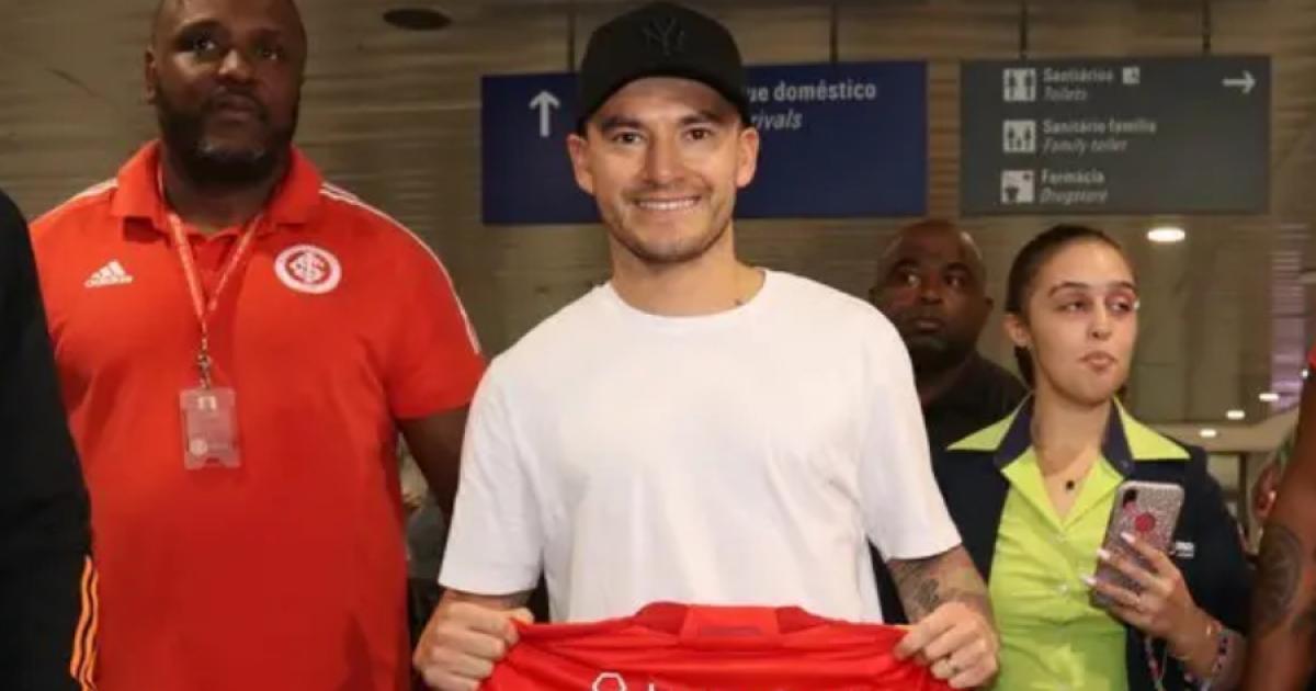 Charles Aranguis es nuevo jugador del Inter de Porto Alegre tras 8 años 