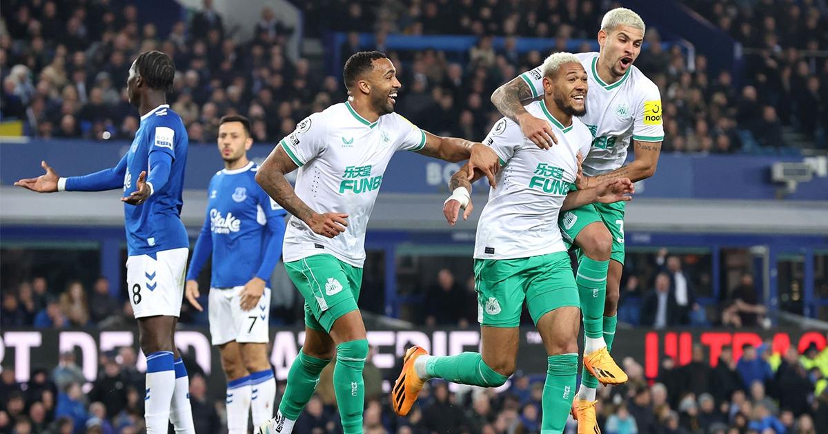 (VIDEO) Newcastle goleó al Everton y tiene un pie y medio en la Champions League