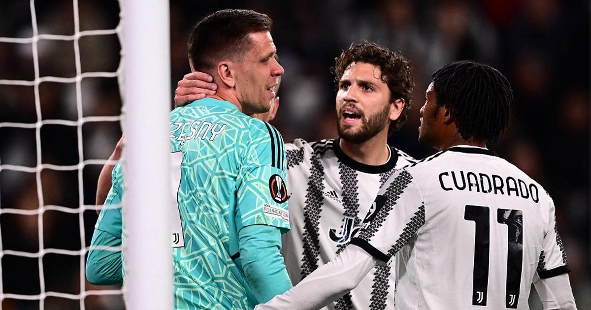 (VIDEO) Gran susto: Szczesny fue sustituido por dolor en el pecho y mareos