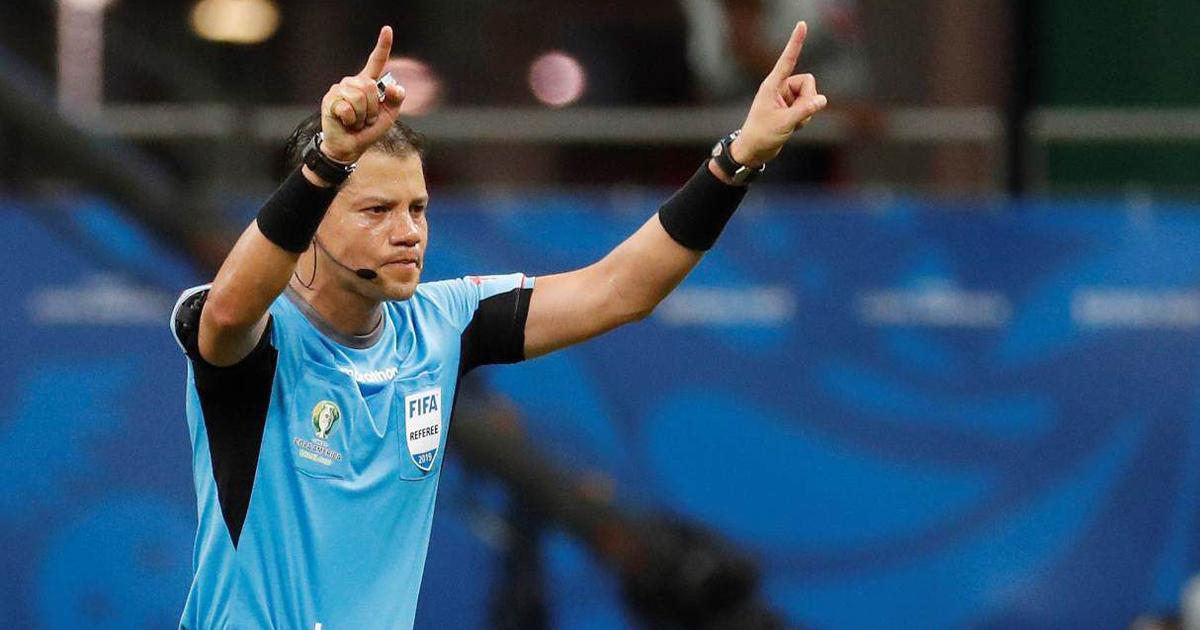 Carrillo: "Los árbitros pudieron analizar clips de disputas y goles que son importantes para aplicar el VAR"