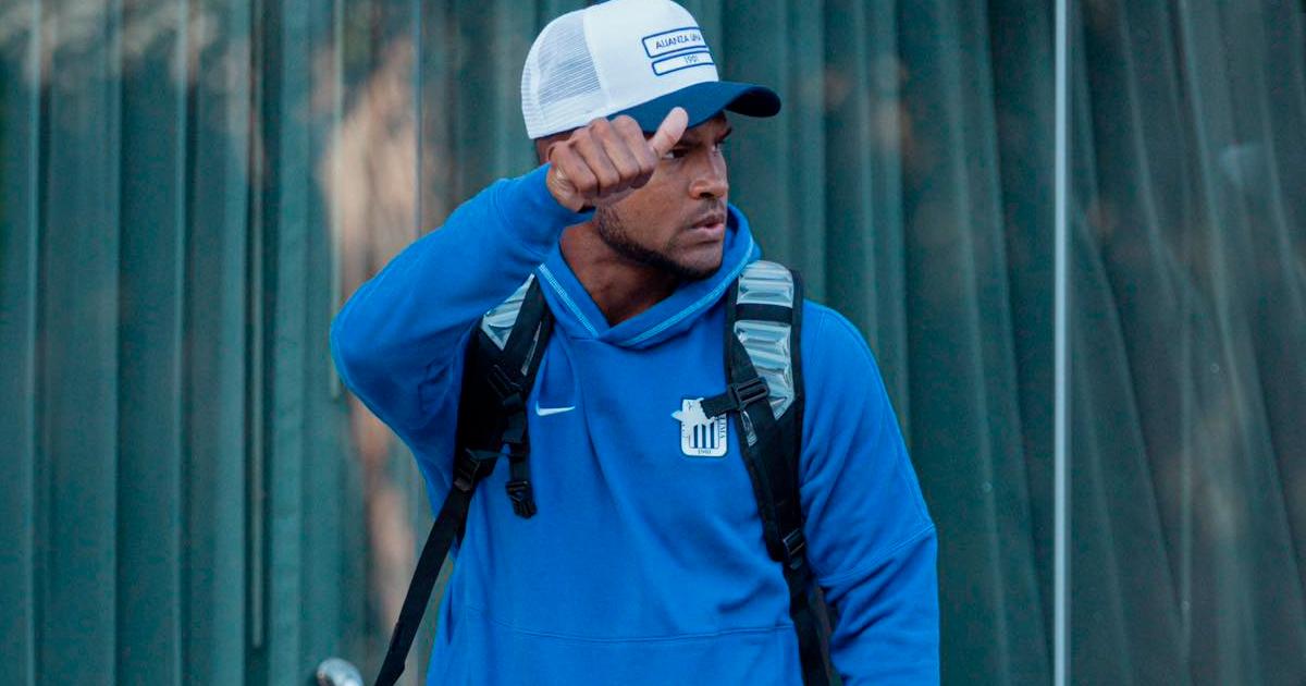 Rodríguez: "Da mucha bronca perder, pero ya estamos pensando en el partido del martes por Copa"