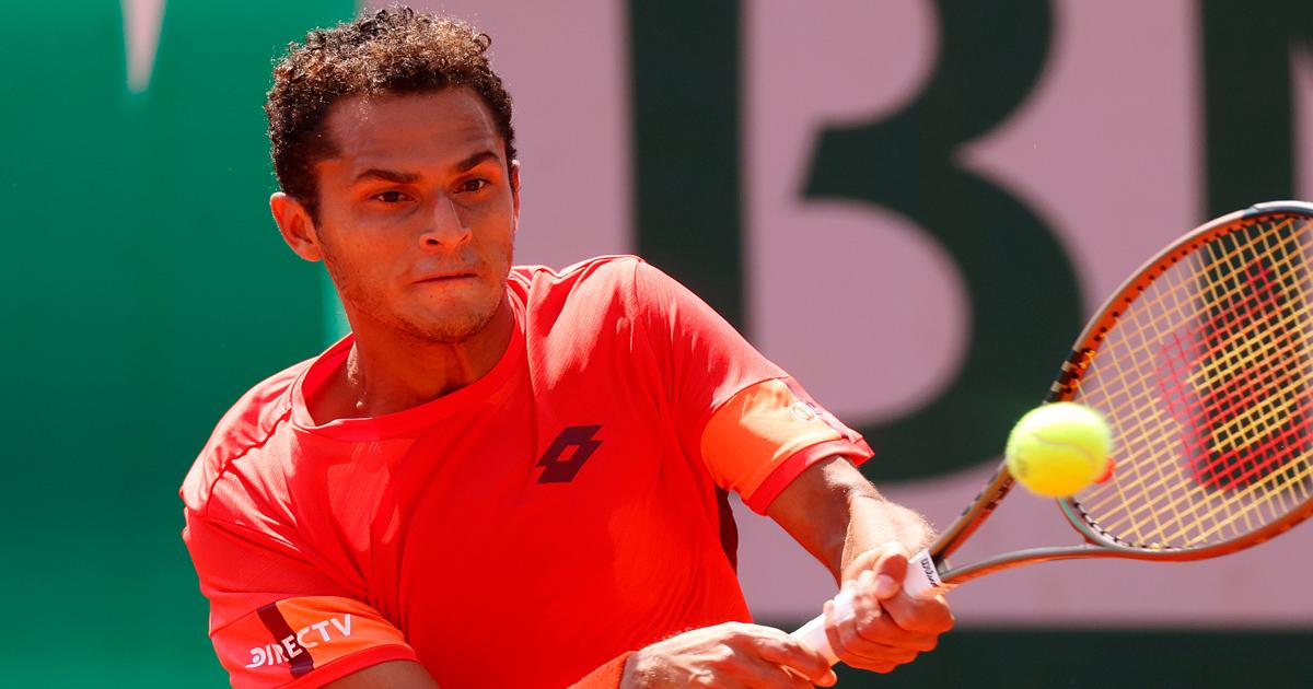 ¡Histórico! Varillas venció 3-2 a español Bautista y avanzó a tercera ronda del Roland Garros