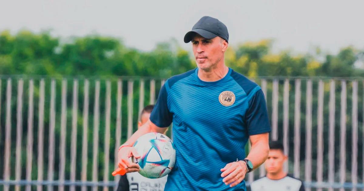 Pablo Peirano es candidato a dirigir a Independiente Santa Fe
