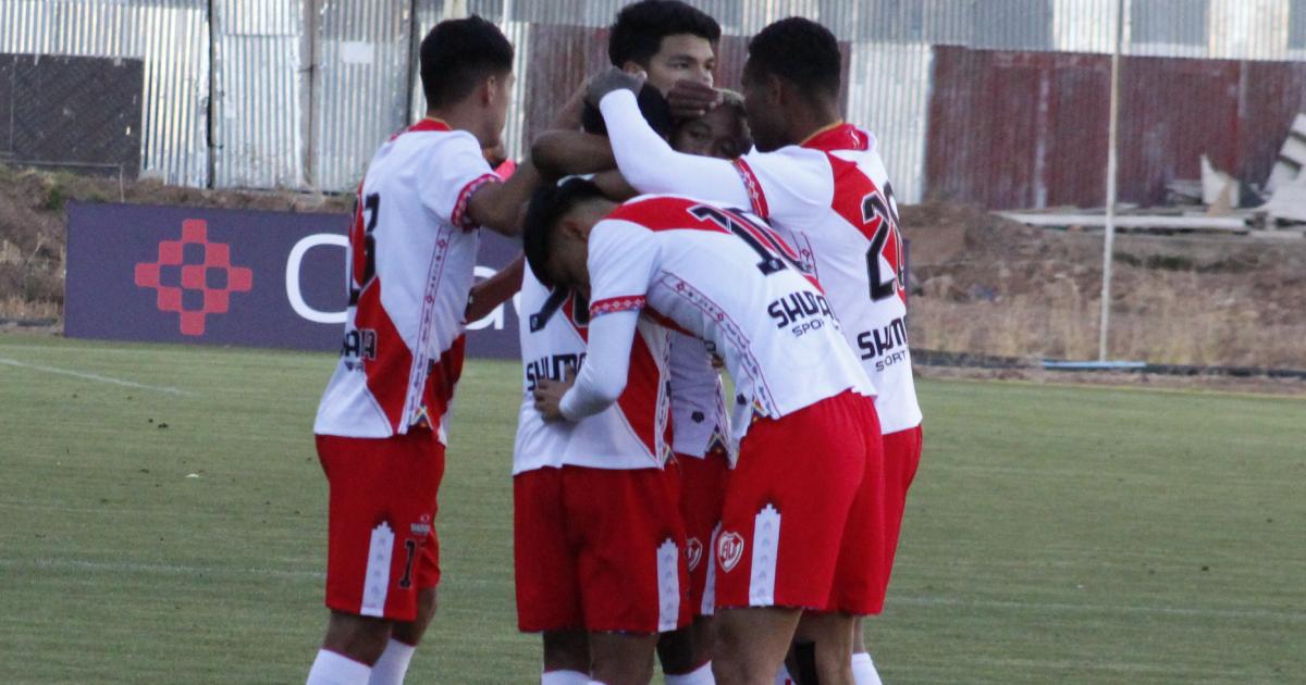 (VIDEO) Alfonso Ugarte hizo respetar su localía ante Comerciantes FC