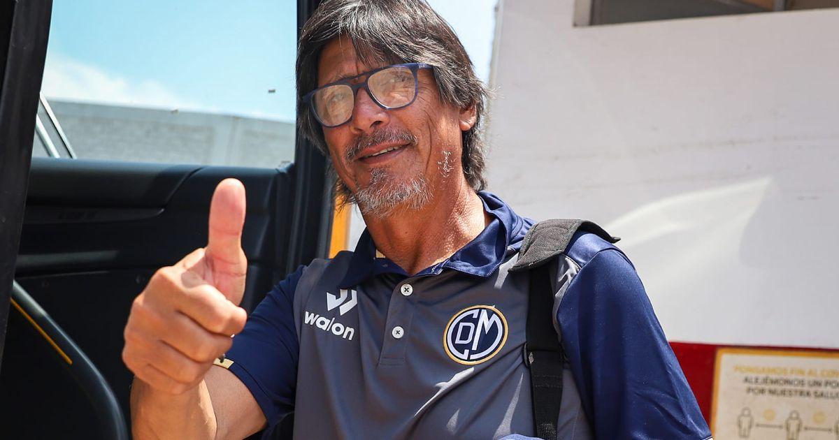 Comizzo: "Ese club no merecía la ayuda del línea para poder voltearnos el partido"