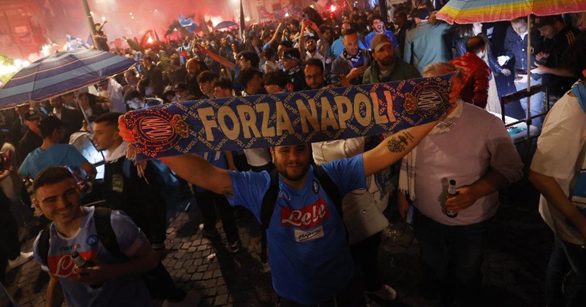 (VIDEO) Una ciudad entera de fiesta: Así celebró la ciudad de Napoli el Scudetto