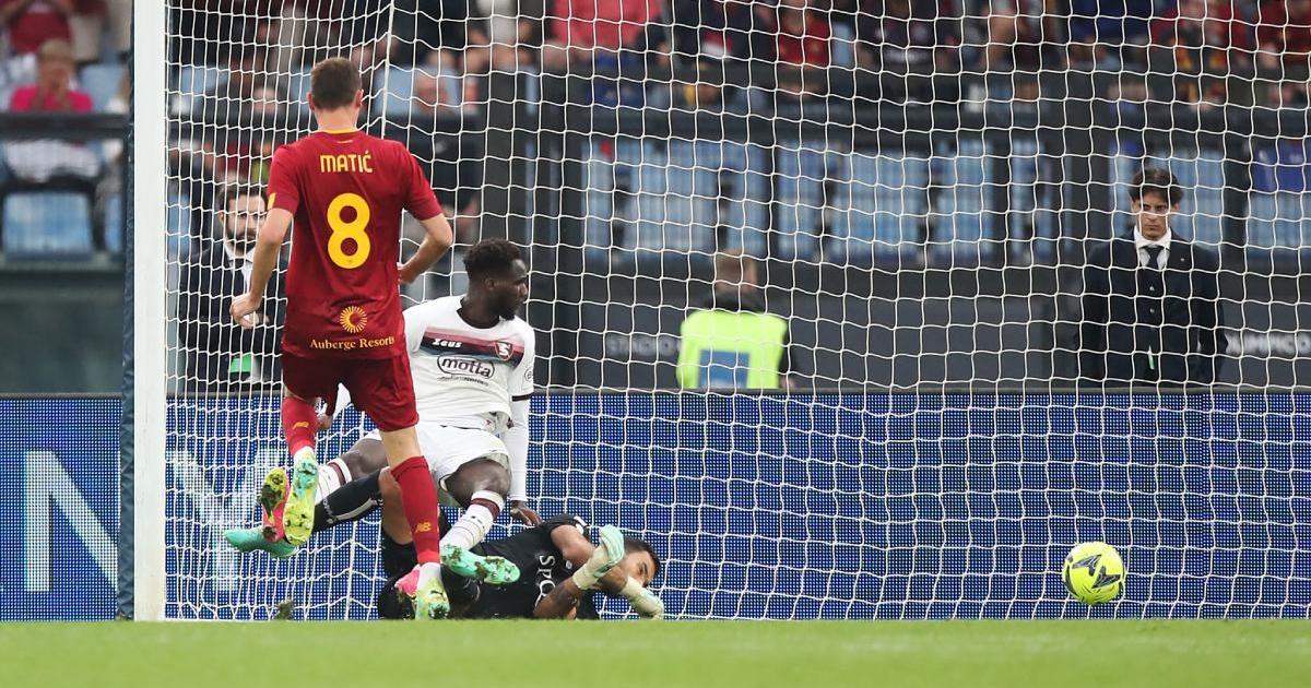 (VIDEO) AS Roma tropezó como local en la Serie A