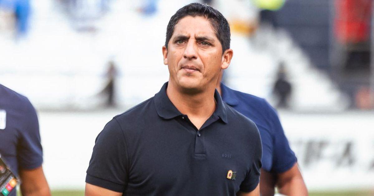 Salas: "Estamos mortificados por el resultado de ahora pero orgulloso por el plantel"
