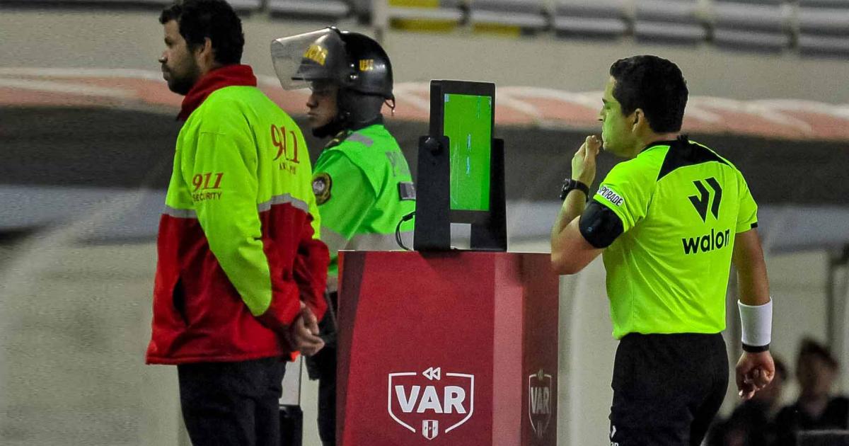 Con el VAR en marcha, mira cómo van las tablas del Clausura y acumulada