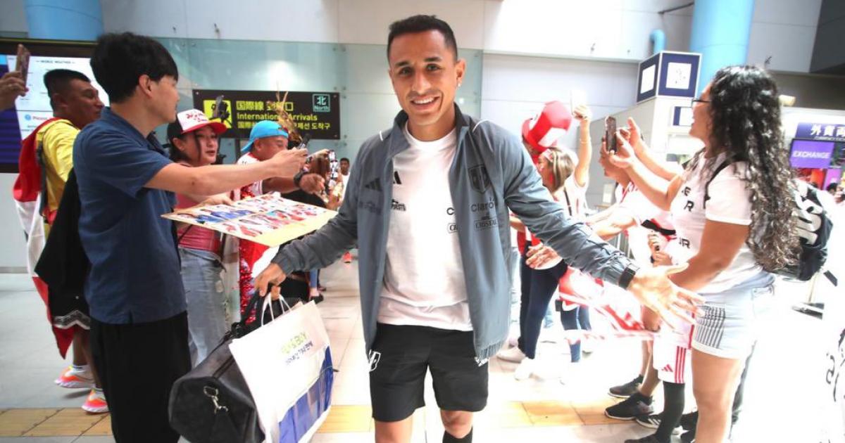 (FOTOS) Selección peruana ya se encuentra en Osaka para su amistoso de este martes ante Japón
