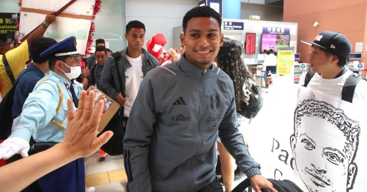 (FOTOS) Selección peruana ya se encuentra en Osaka para su amistoso de este martes ante Japón