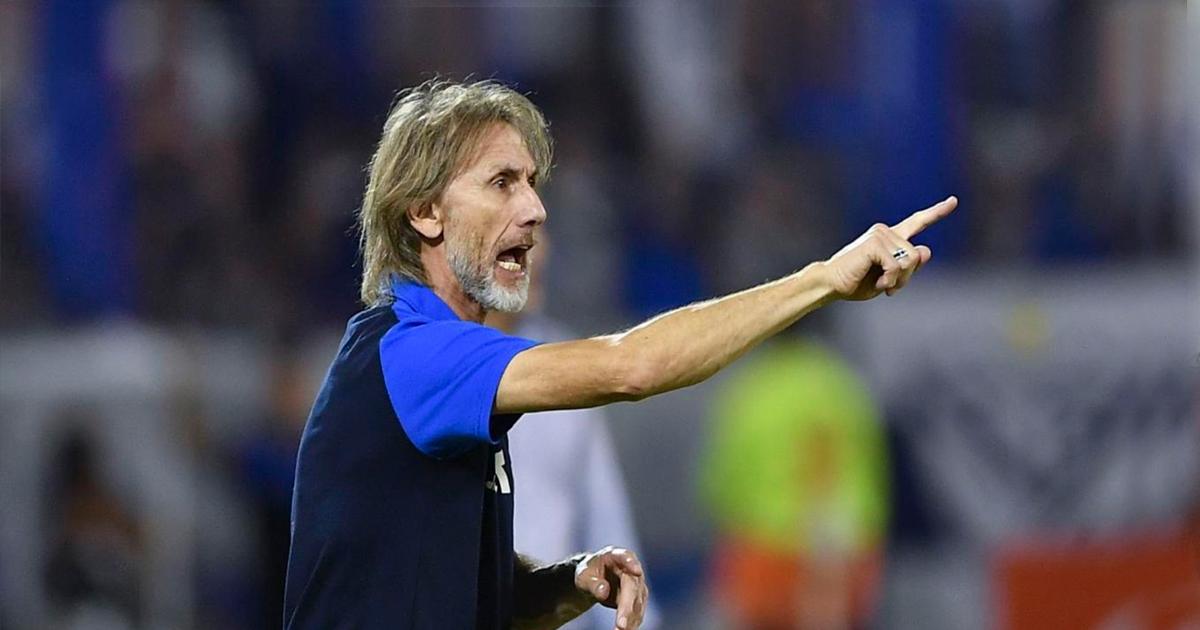 Gareca: "Es duro irme del club, Fue corto el período, pero muy intenso y emocionante"