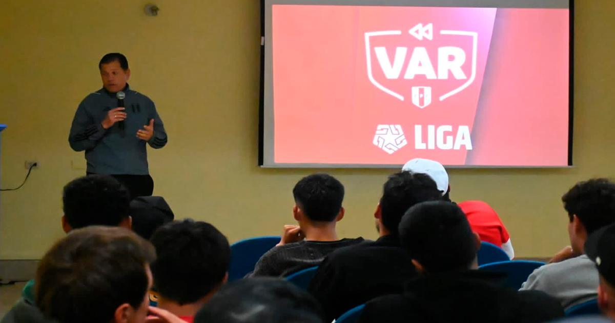 (FOTOS) Cienciano recibió charla sobre el VAR