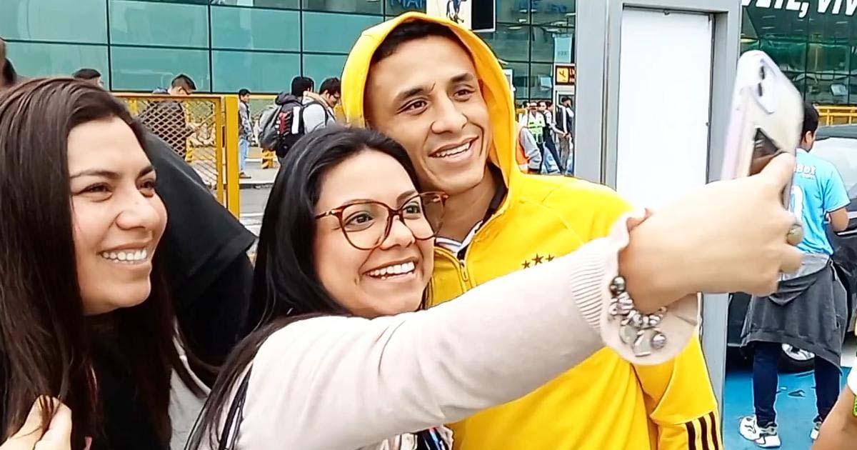  (VIDEO | FOTOS) Cristal retornó a Lima tras clasificación a Sudamericana