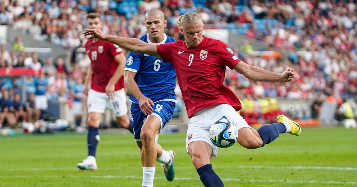 (VIDEO) Con doblete de Haaland, Noruega sumó su primera victoria en el Clasificatorio a la Euro