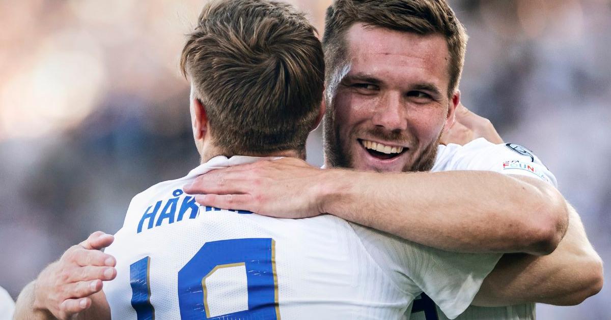 (VIDEO) Finlandia vapuleó 6-0 a San Marino y se encamina a la 'Euro'Por el Grupo H de las Clasificatorias para la Eurocopa 2024, Finlandia no tuvo piedad de San Marino y lo venció por 6-0, incrementando así la racha de la visita a 131 partidos sin saber d