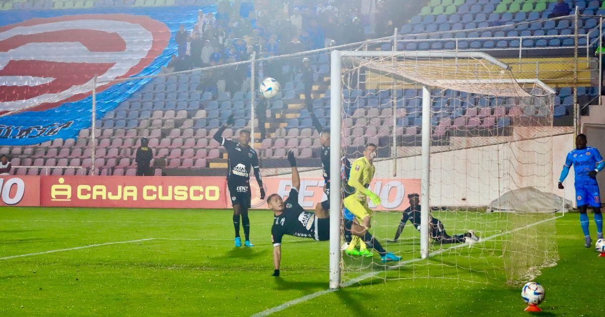 (VIDEO | FOTOS) Unión Comercio salvó empate por 2-2 ante Deportivo Garcilaso en Cusco