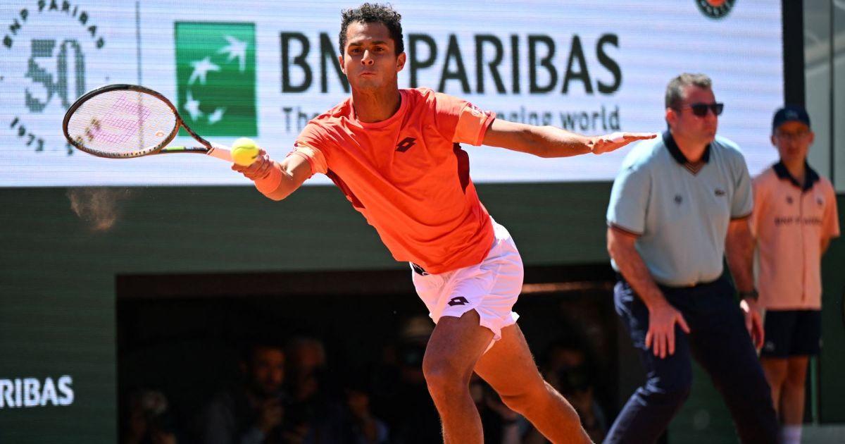 ¡Con la cabeza en alto! Juan Pablo Varillas se despidió de Roland Garros al caer ante Novak Djokovic