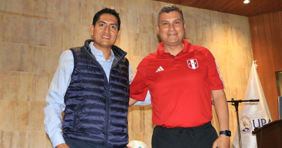 Directiva de Mannucci organizó capacitación por implementación del VAR