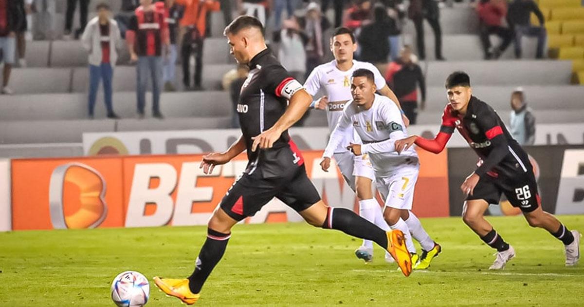 (VIDEO | FOTOS) Melgar le dio vuelta a Binacional y ganó 2-1 en la UNSA