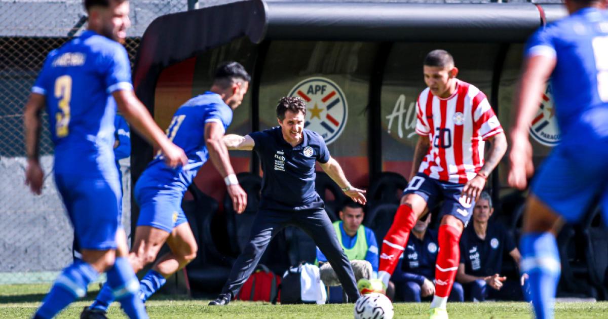 DT de Paraguay: "Los que vengan a jugar con nosotros se deben sentir incómodos con el público"
