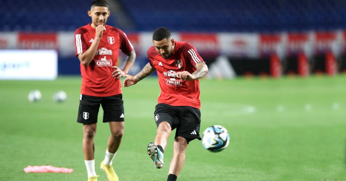 (FOTOS)Selección peruana reconoció el Panasonic Suita y quedó lista para medirse a Japón