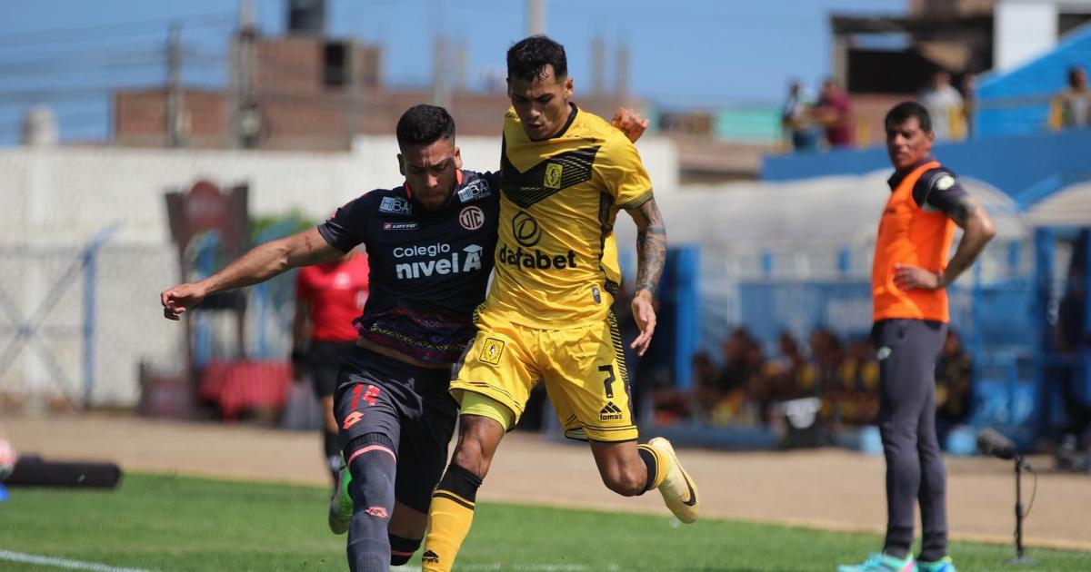 (VIDEO | FOTOS) ¡Se aferra a Primera! Cantolao venció 2-0 a UTC en Huacho