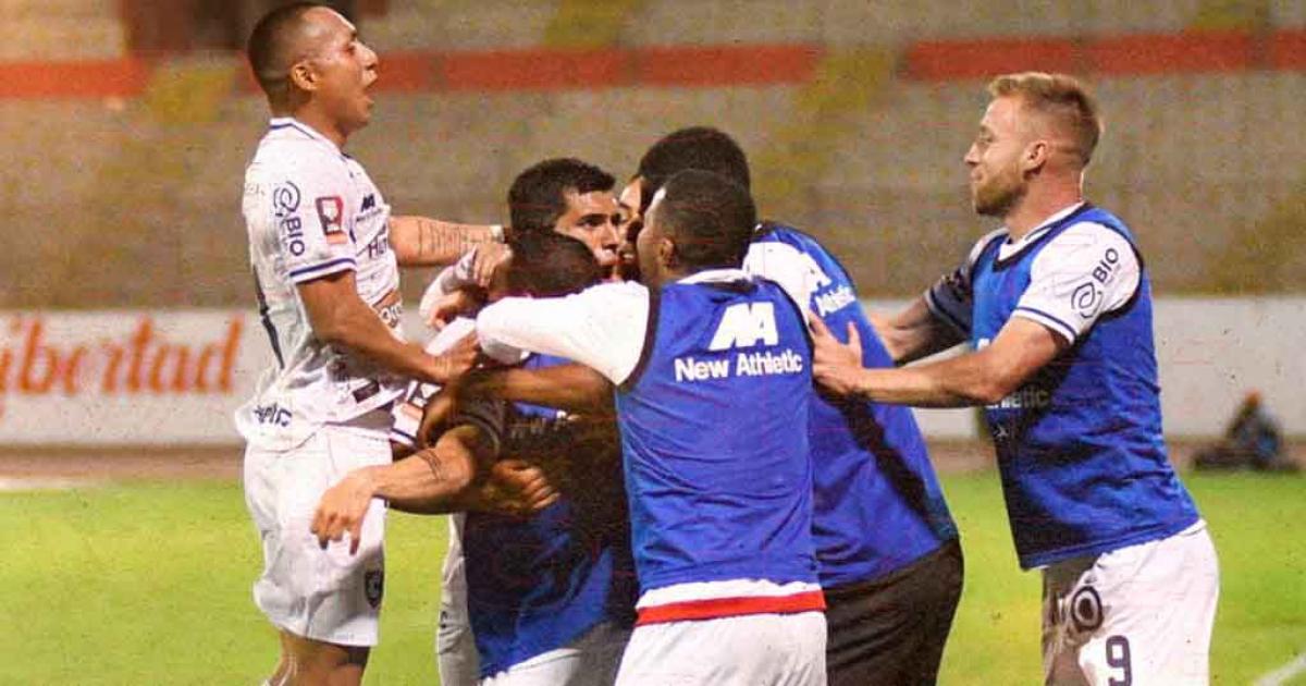 (VIDEO | FOTOS) ¡Se acordó de ganar! Cienciano goleó 3-0 a Vallejo en Trujillo