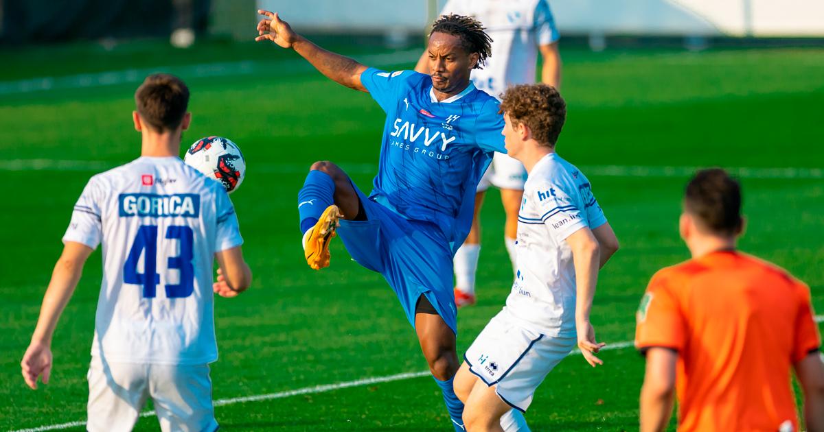 André Carrillo fue titular en triunfo del Al-Hilal en amistoso ante el Gorica