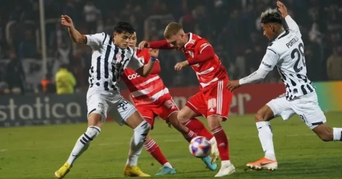 ¡Golpe! River Plate perdió ante Talleres y quedó eliminado de Copa Argentina