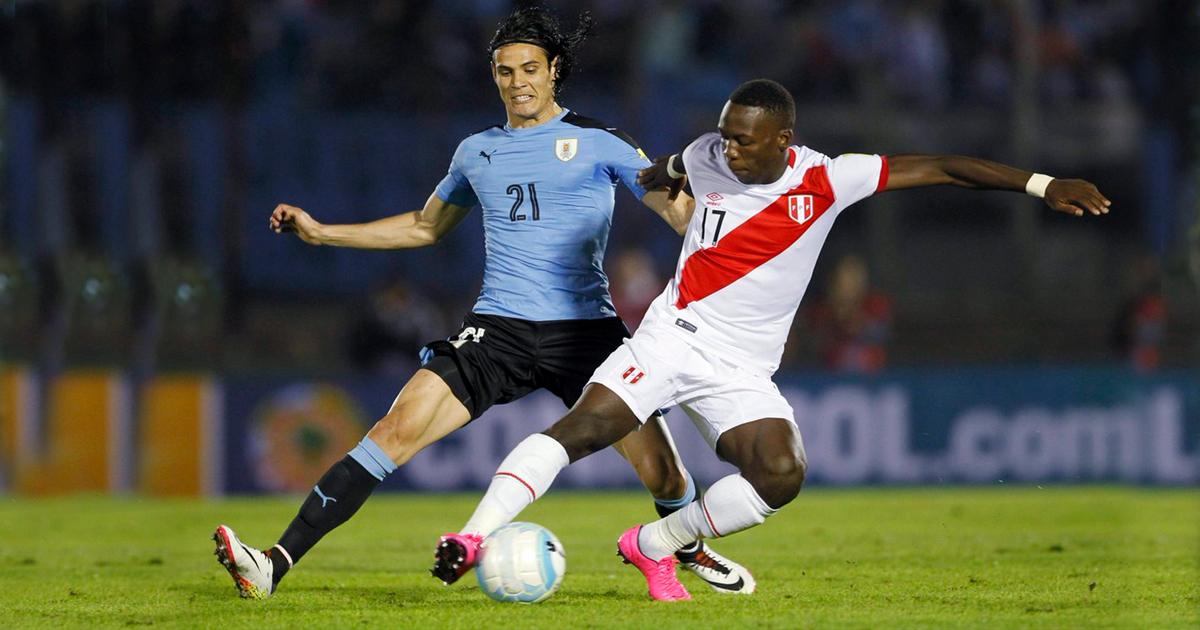 Advíncula compartirá vestuario con Cavani