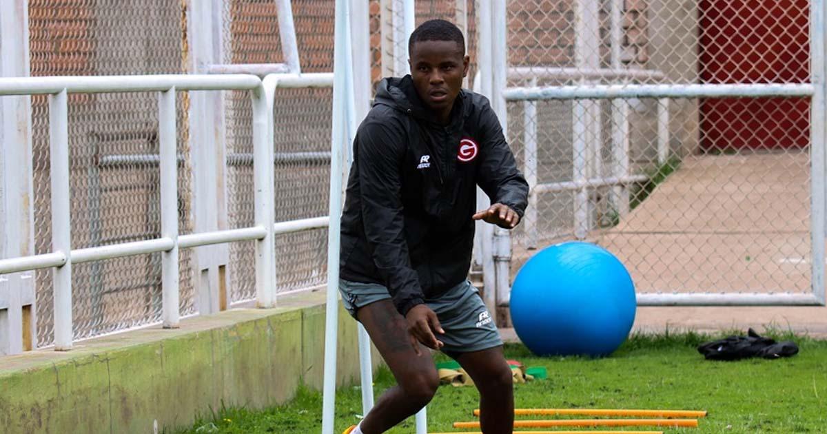 Jugador ecuatoriano, Danny Cabezas disparó con todo contra dirigencia de Garcilaso