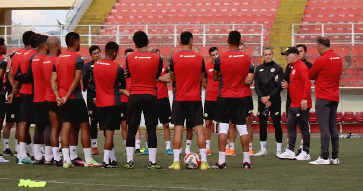 Carlos Ramacciotti dirigió su primer entrenamiento en UTC