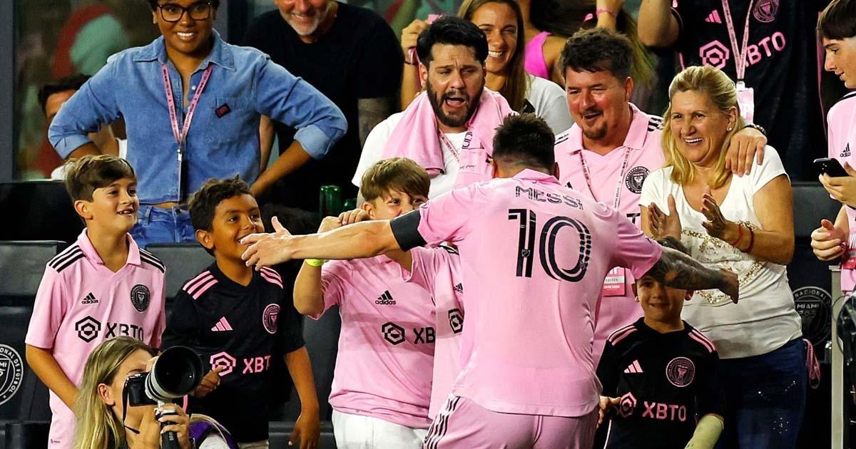 (VIDEO) Lionel Messi debutó con golazo y le dio el triunfo al Inter Miami
