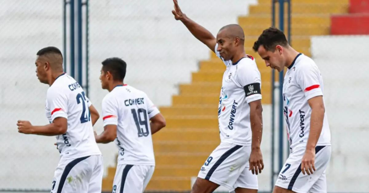 La U. San Martín derrotó por 1-0 a Comerciantes FC por la Liga 2