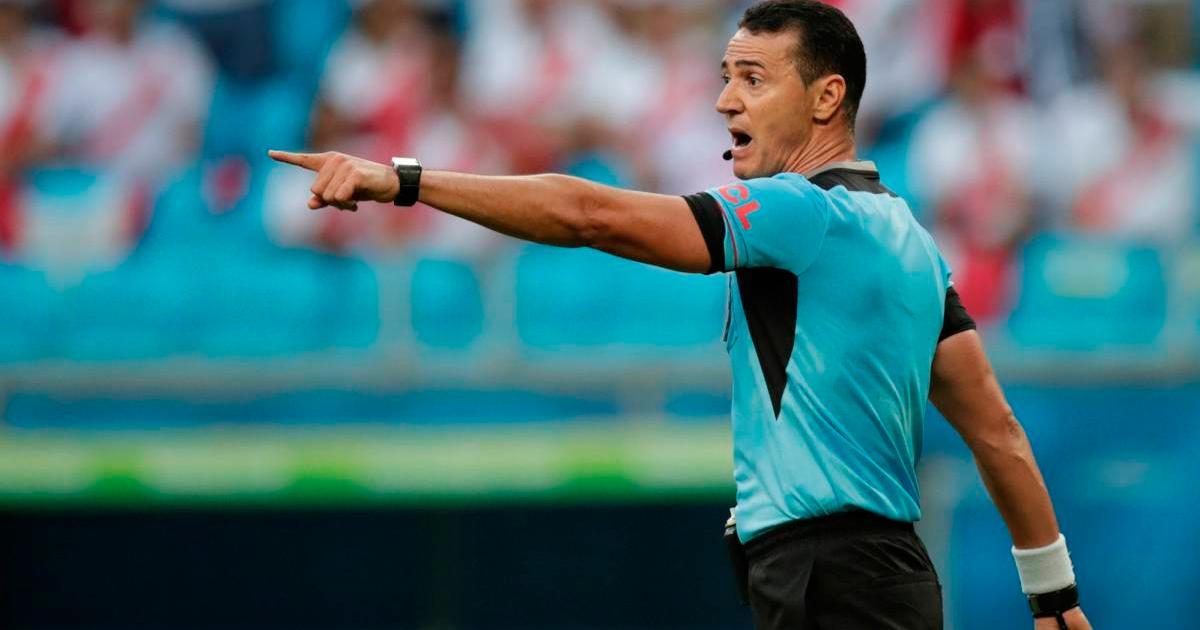 Atención 'cremas' y 'celeste': Se designó árbitros para los play-off de vuelta de la Sudamericana