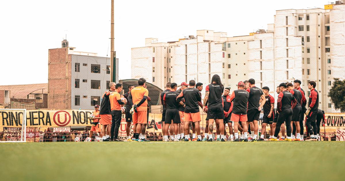 (FOTOS) ¡23 años después! Universitario entrenó en el 'Lolo' Fernández