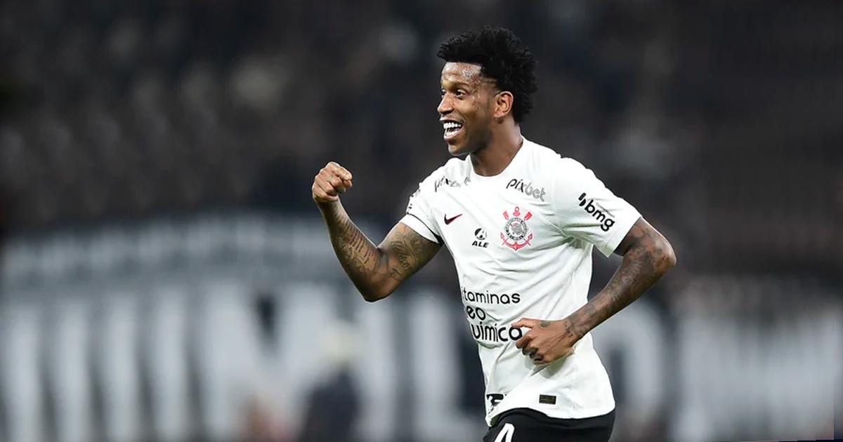 Corinthians sacó mínima ventaja ante Estudiantes