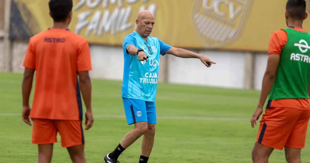    Mosquera: "César Vallejo ya tiene que tener una estrella"