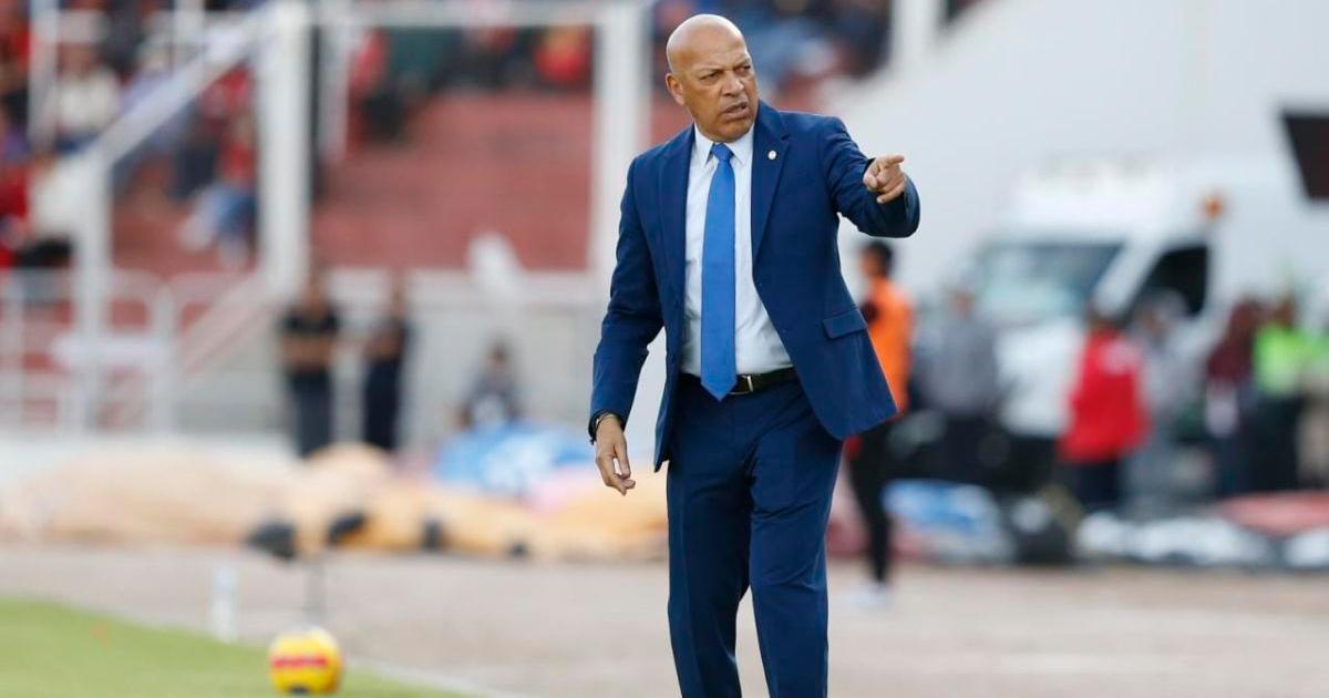 Roberto Mosquera será el nuevo entrenador de César Vallejo