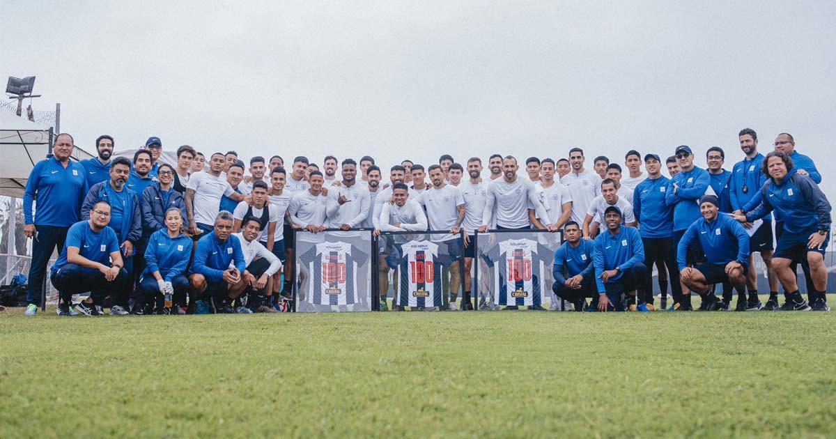 (FOTOS) Barcos, Costa y Rodríguez cumplieron 100 encuentros con Alianza