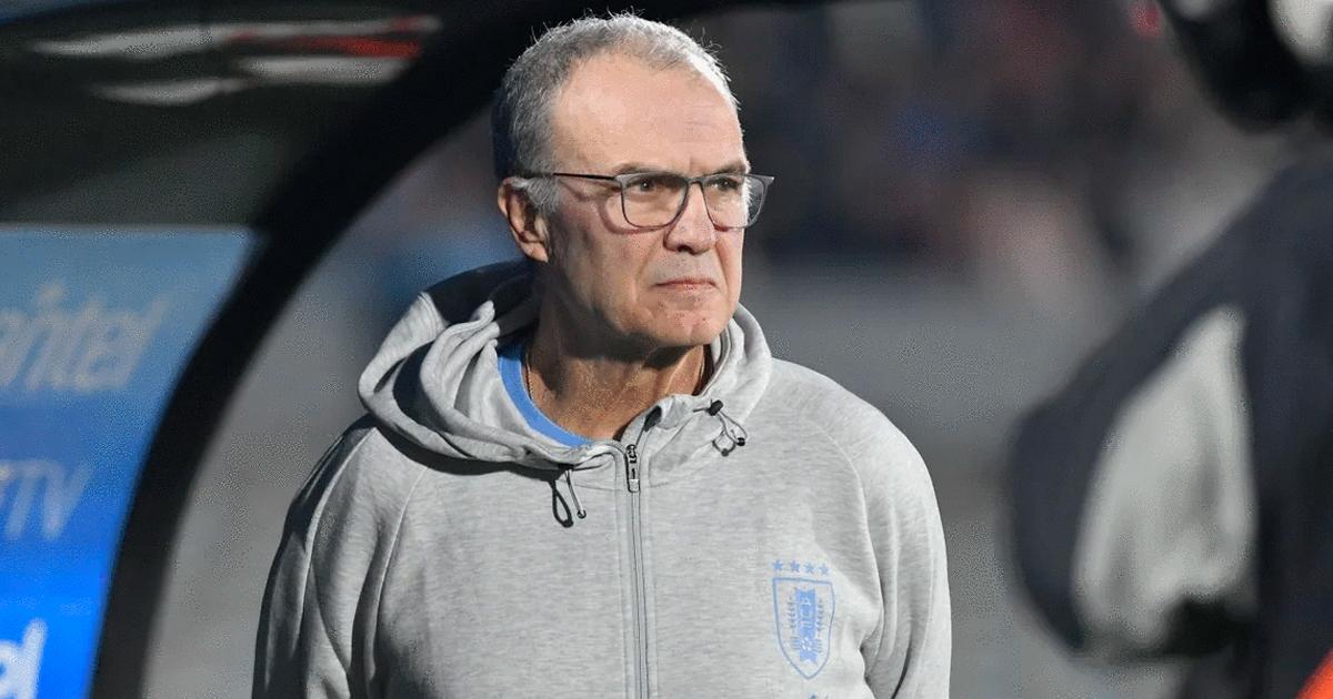 Sin Suárez, ni Cavani: Marcelo Bielsa convocó a 25 jugadores para el debut de Uruguay en las Eliminatorias