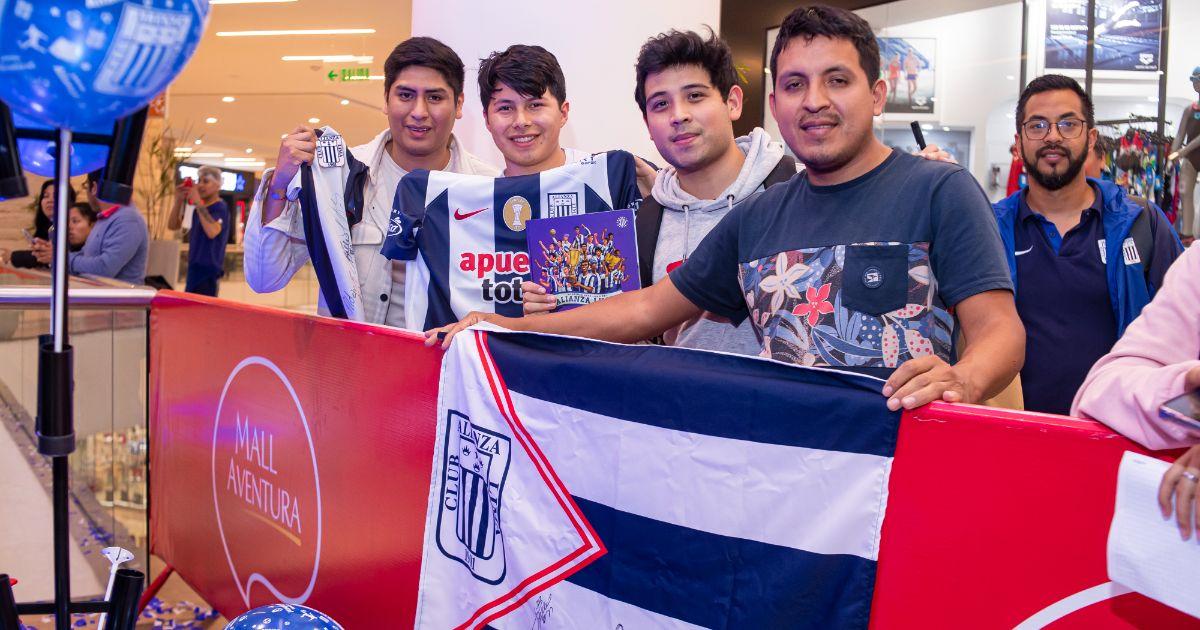 Alianza Lima inauguró nueva Tienda Blanquiazul