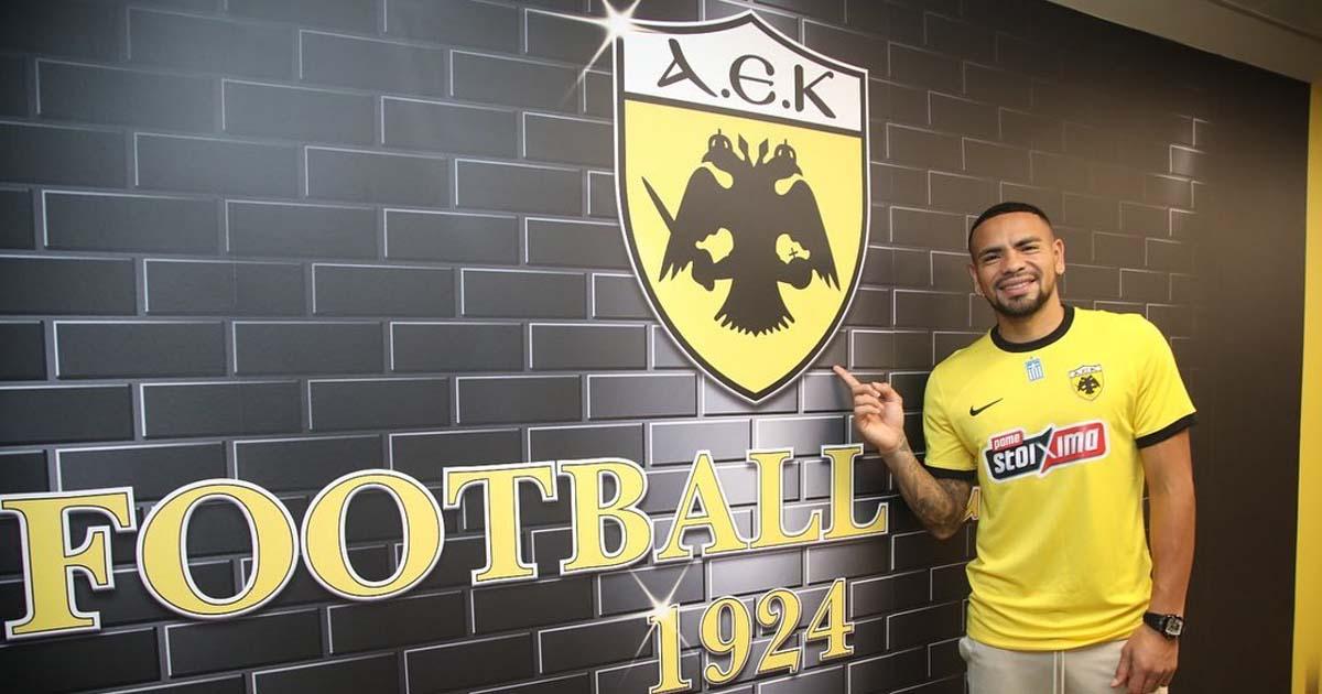 (VIDEO|FOTOS) Callens ya posa con la camiseta del AEK Atenas