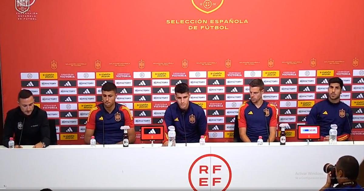 Capitanes de la Selección española rechazaron el "comportamiento inaceptable" de Rubiales