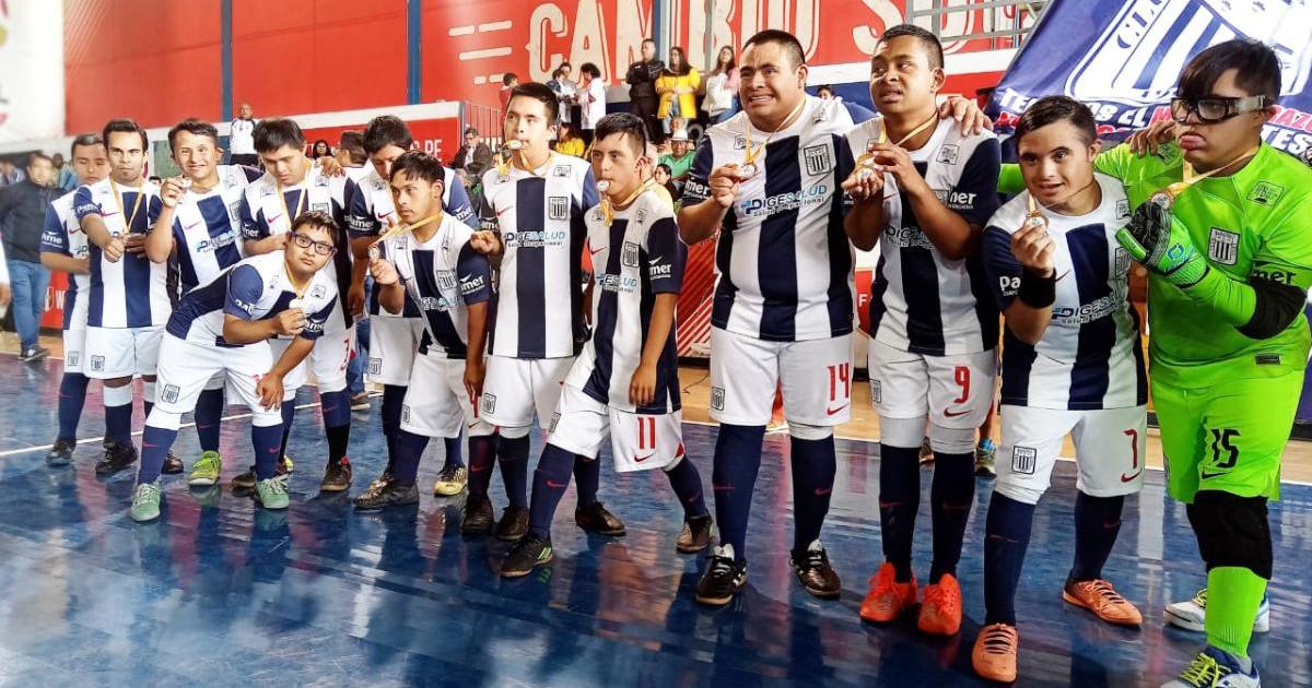 (FOTOS | VIDEO) Alianza Lima goleó a San Martín y alzó el título en la Liga de Futsal Down